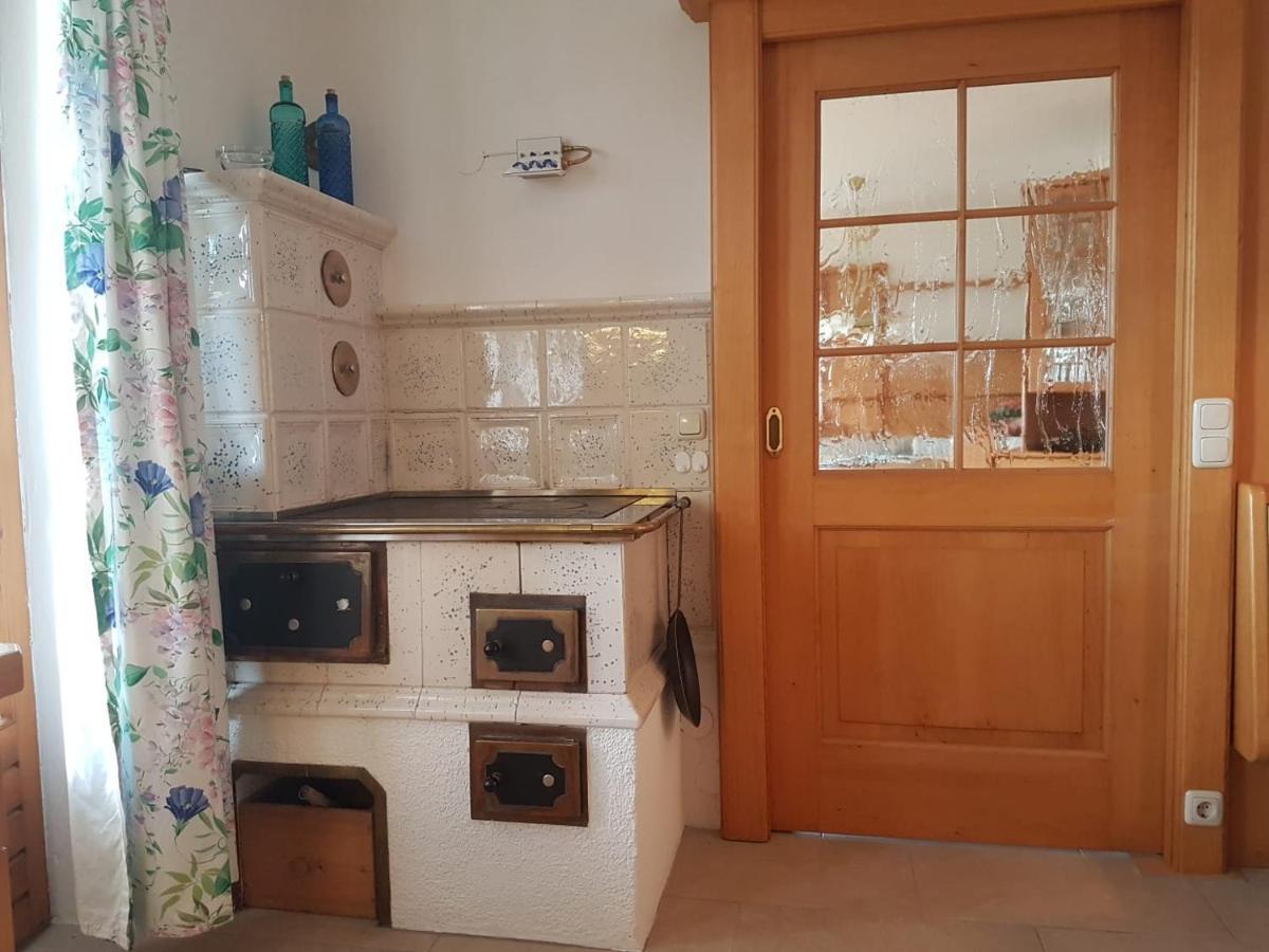 Wunderschoene Ferienwohnung Mit Seeblick 첼 암 모오스 외부 사진