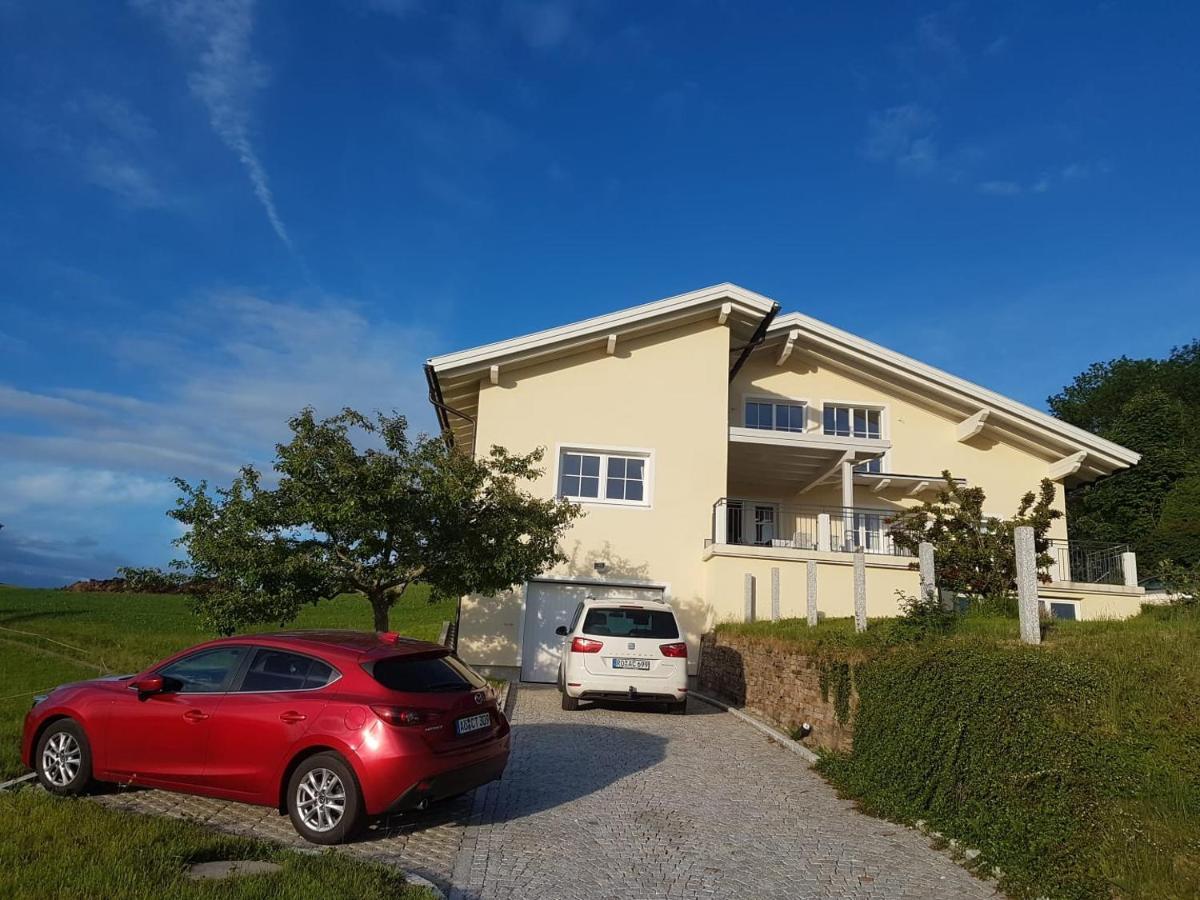 Wunderschoene Ferienwohnung Mit Seeblick 첼 암 모오스 외부 사진