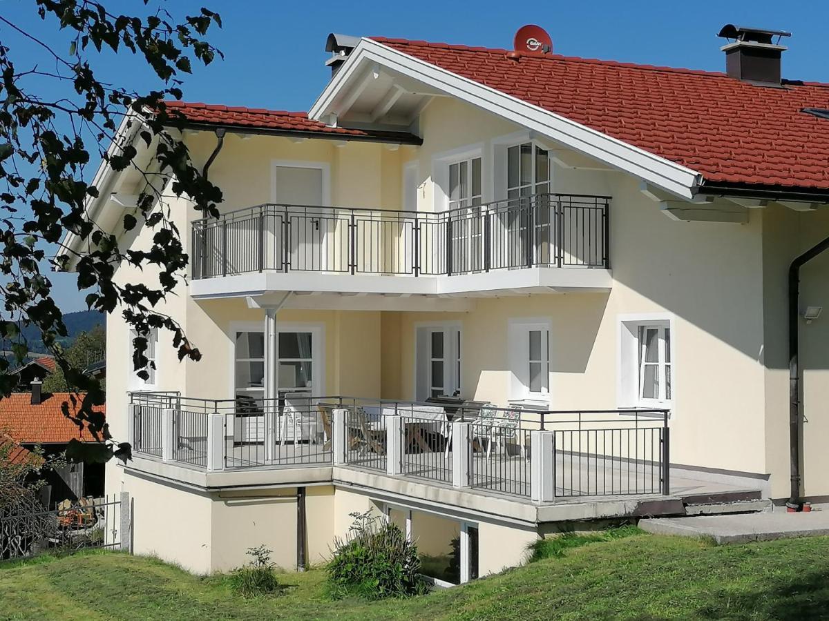 Wunderschoene Ferienwohnung Mit Seeblick 첼 암 모오스 외부 사진