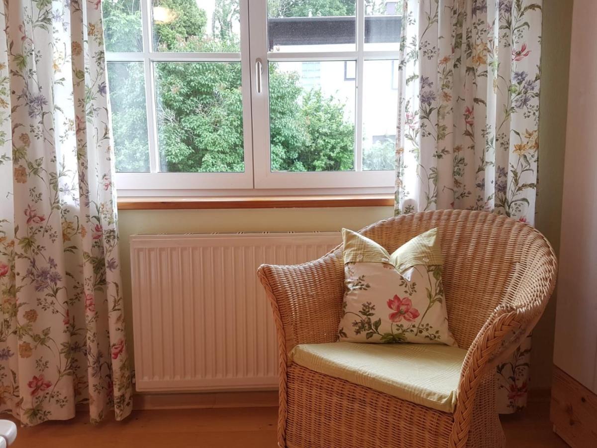 Wunderschoene Ferienwohnung Mit Seeblick 첼 암 모오스 외부 사진