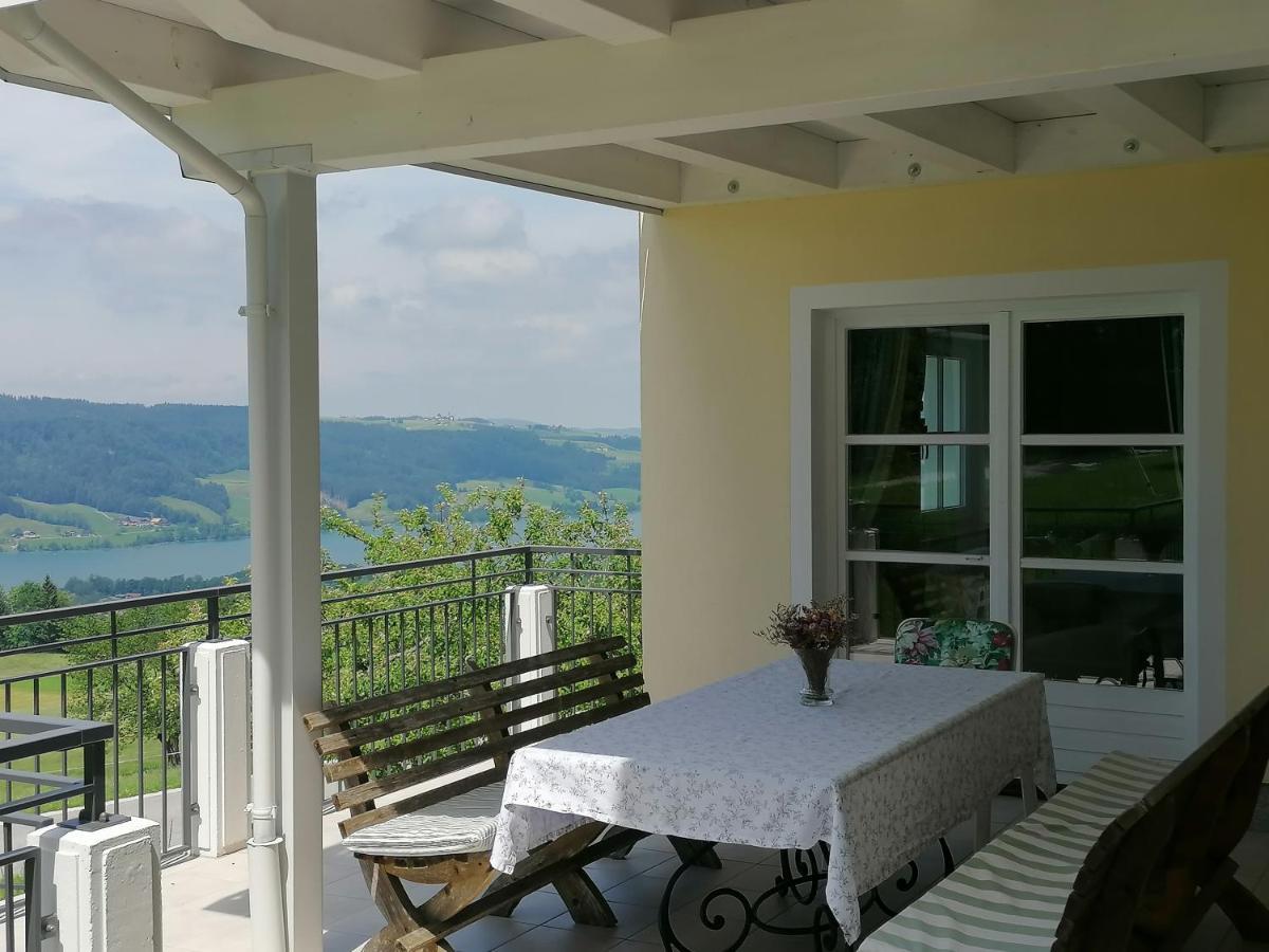 Wunderschoene Ferienwohnung Mit Seeblick 첼 암 모오스 외부 사진